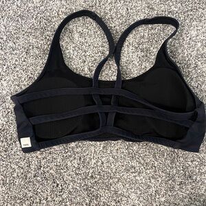 Vuori black/grey camo Women's Sports Bra
